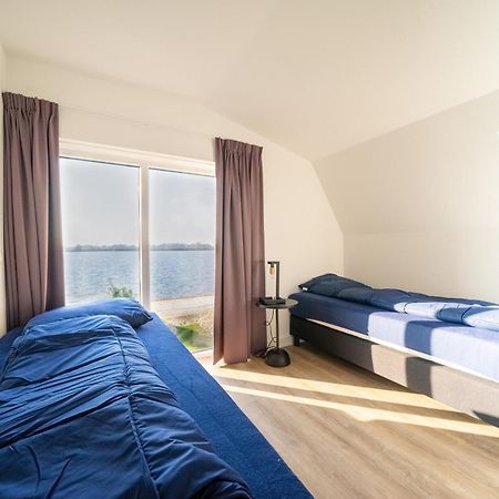 Linden Europarcs De Kraaijenbergse Plassen חדר תמונה