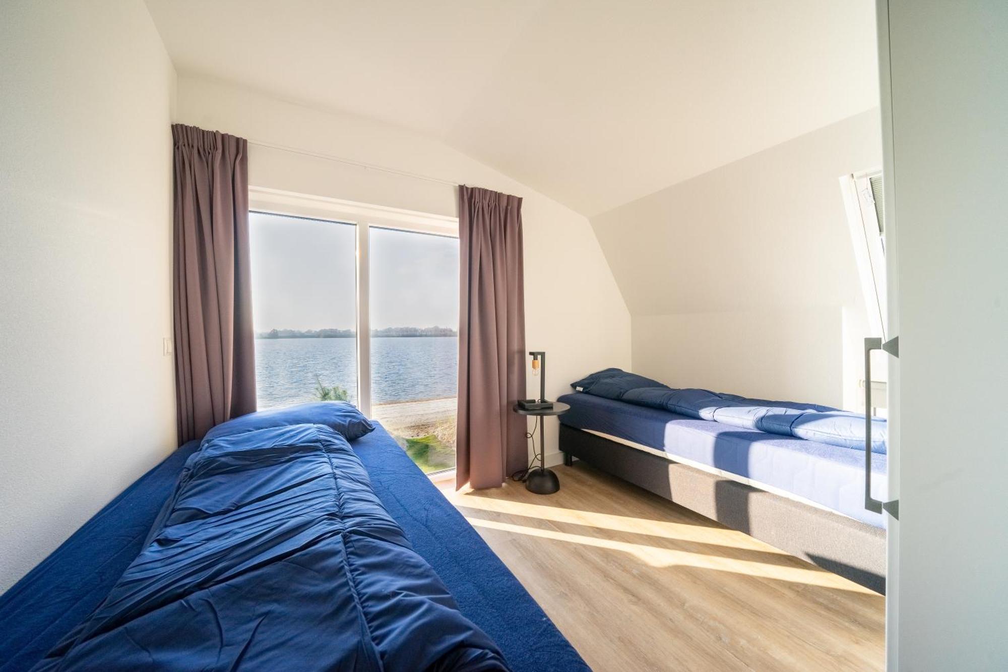 Linden Europarcs De Kraaijenbergse Plassen חדר תמונה